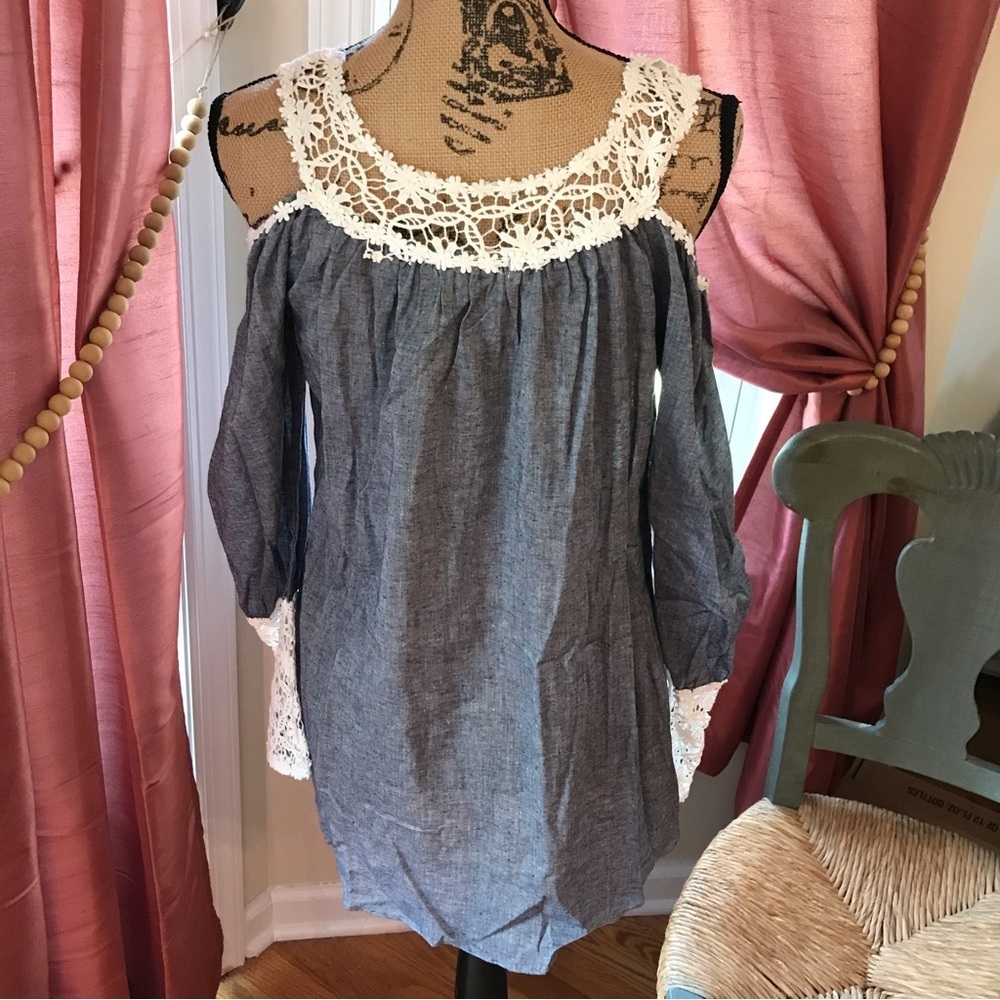 ▪️Cold Shoulder Lace Top - Picture 7 of 9